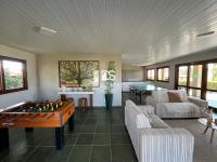 Linda Casa em Condomínio