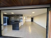 AUTO PADRÃO COM LINDA VISTA