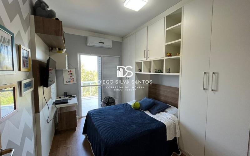 Linda Casa em Condomínio
