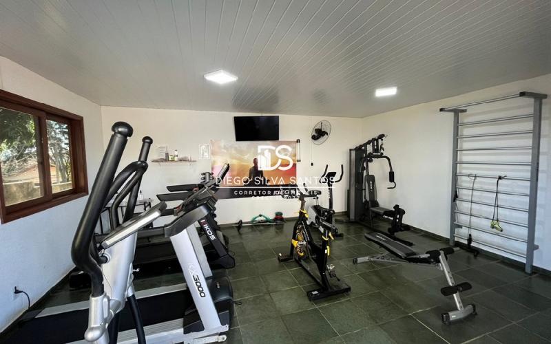 Linda Casa em Condomínio